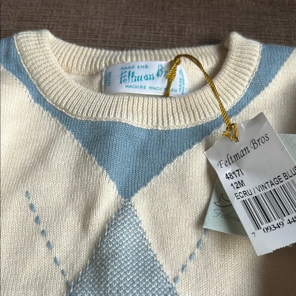 Classic Cream and Blue Sweater Top - Picture 3 of 3